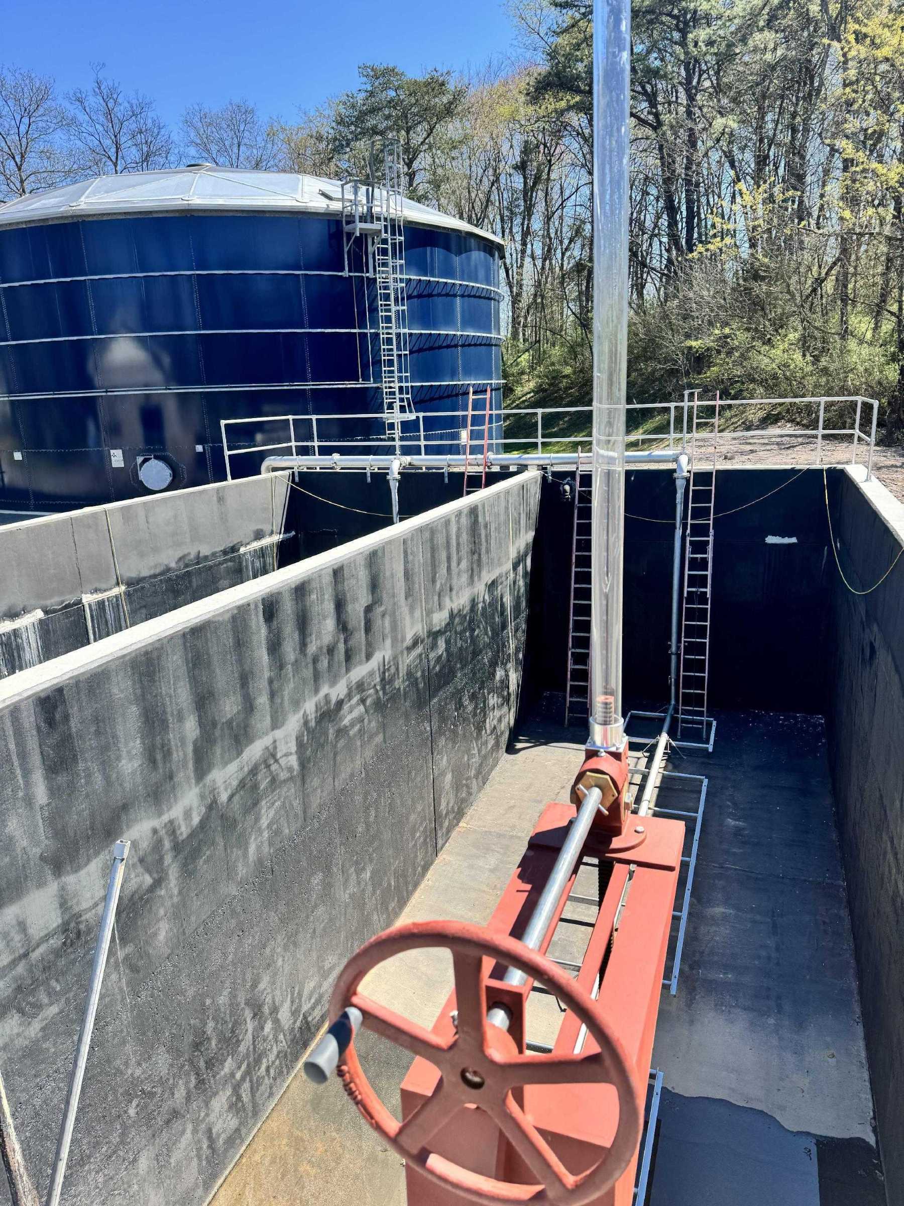 Basin-upgrade-with-SBR-tank-in-the-background
